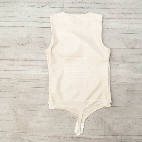 NWT Express Crocodile Embossed Body ContourBodysuit in Cream size S - Picture 4 of 9